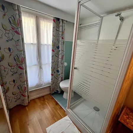 Tiquetonne Hotel Parigi