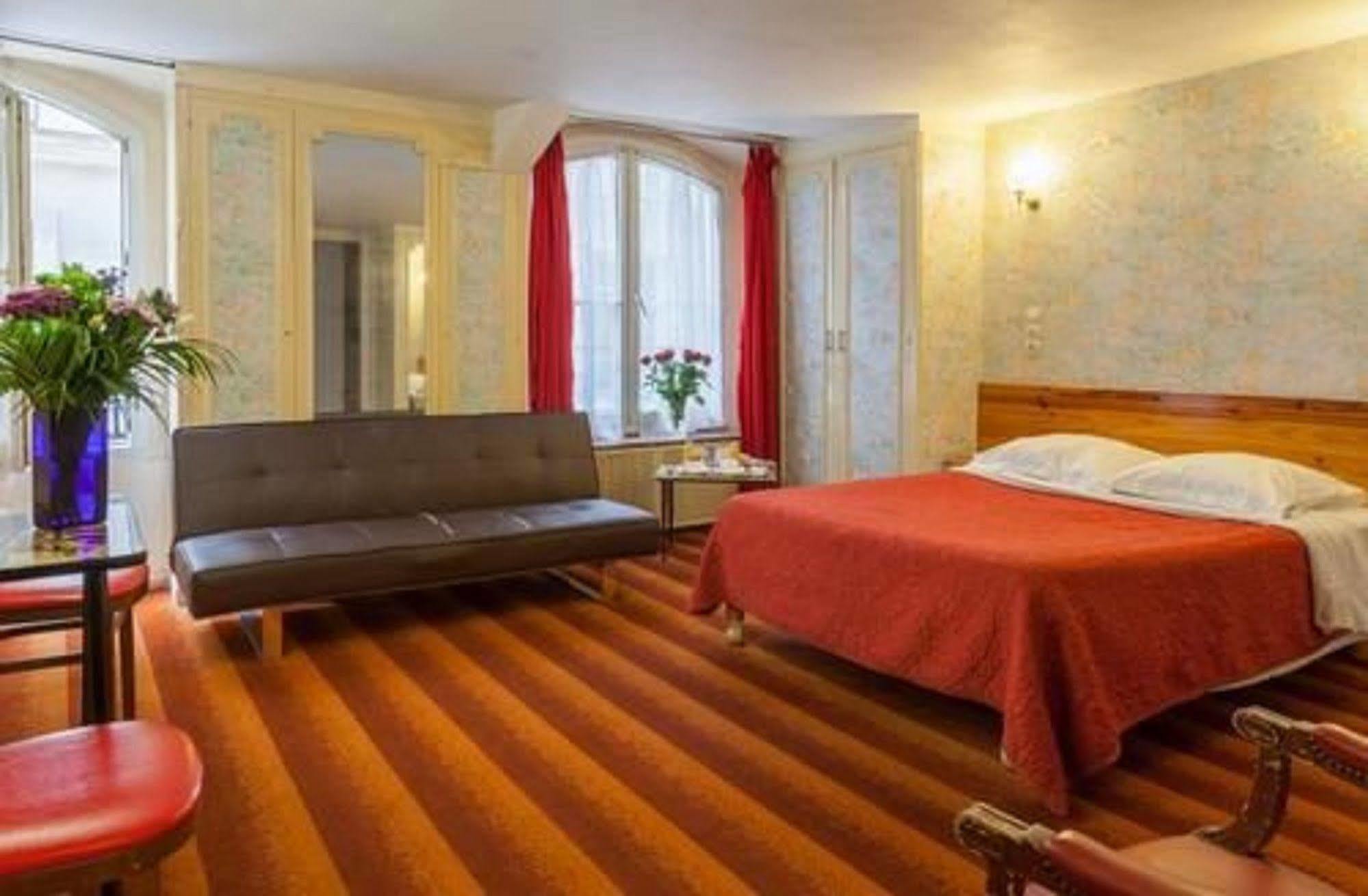 Hotel Tiquetonne Parigi