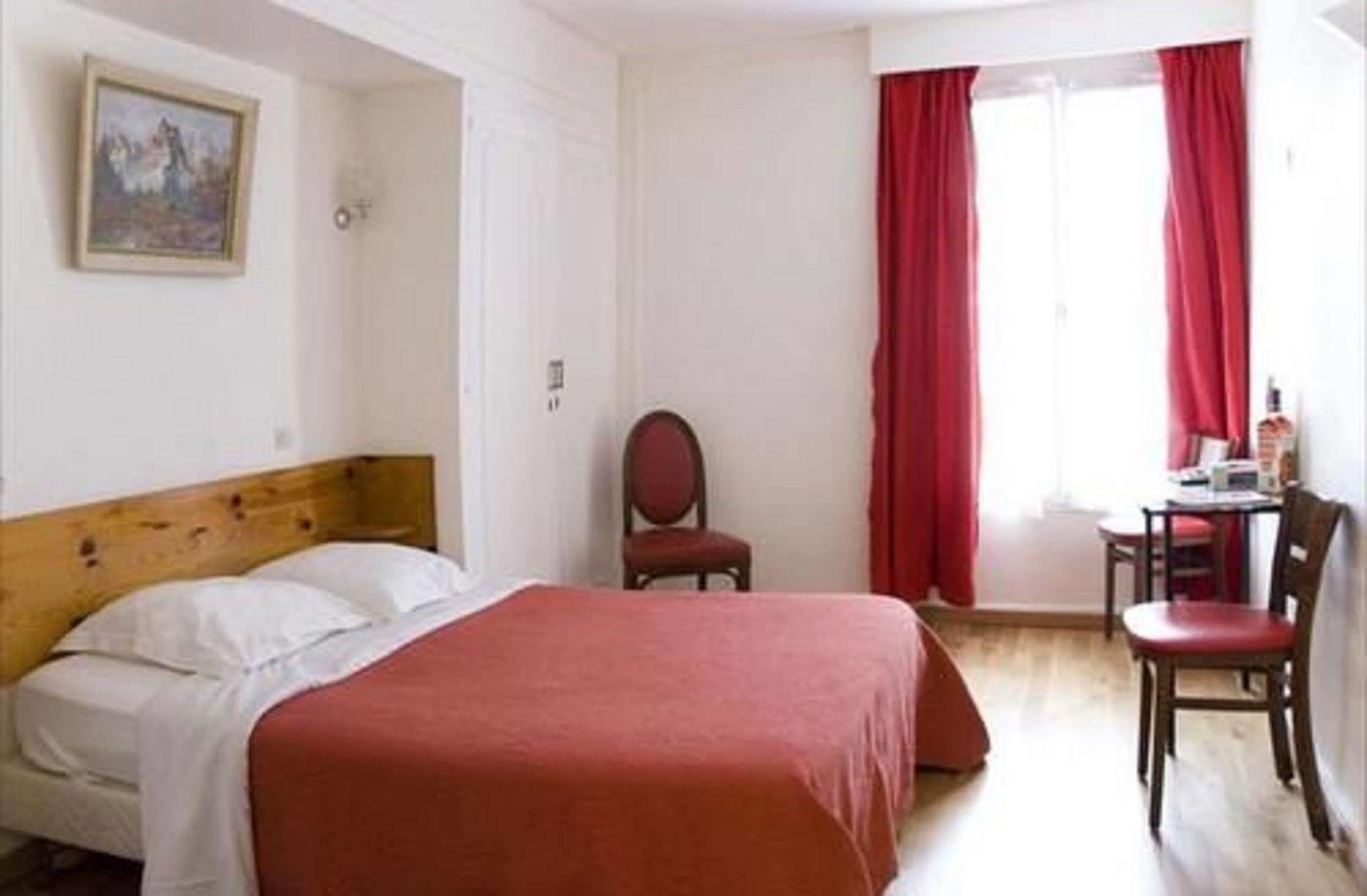 Tiquetonne Parigi